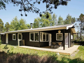 Four-Bedroom Holiday home in Ålbæk 1 in Ålbæk
